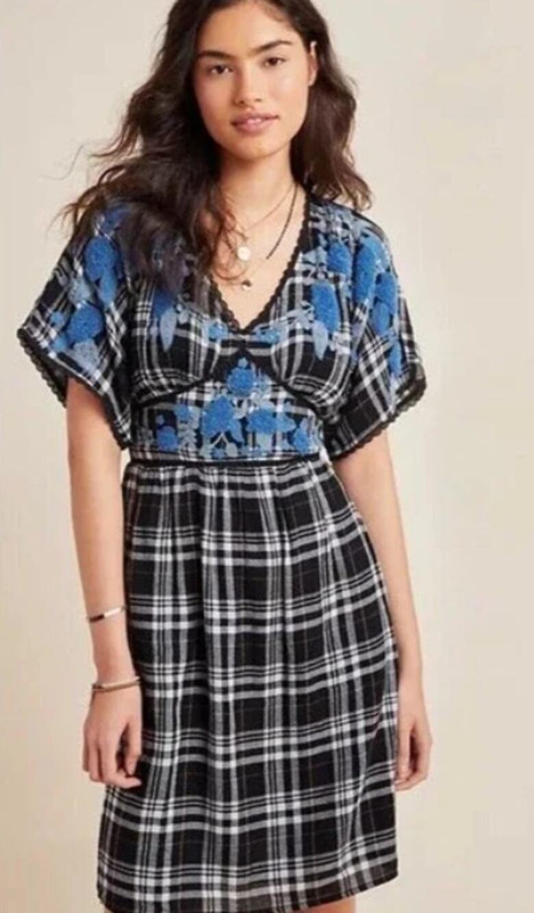 Anthropologie Sarah Plaid Embroidered Tunic Dress in Cotton Blend size 6